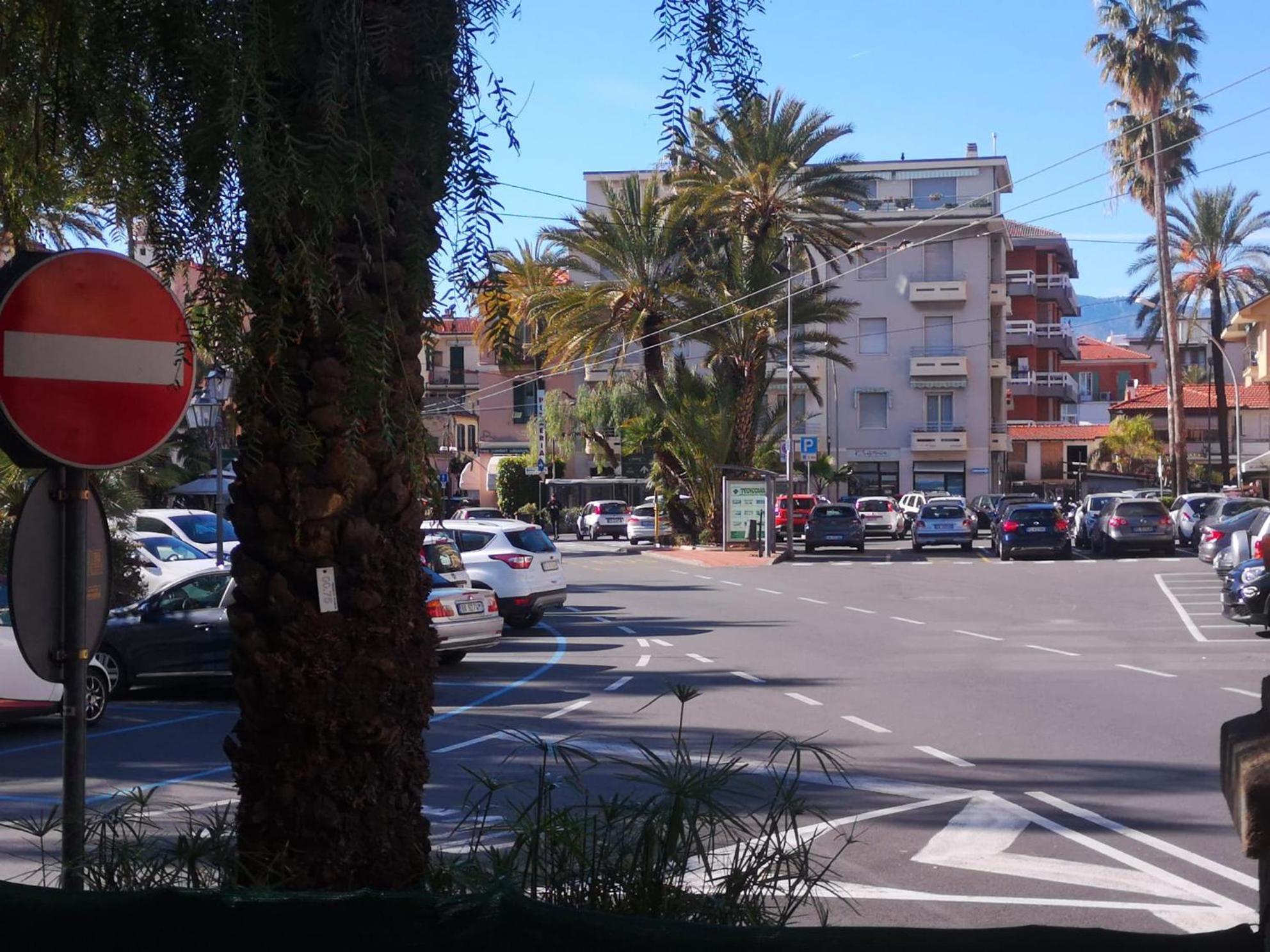 Appartamento Casa Ambra Bordighera Eksteriør billede